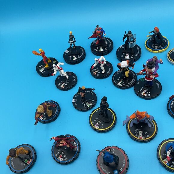 Lot of 26 Wizkids Heroclix Figures Game Pieces DC MARVEL .2002-2012 Mixed - Picture 12 of 16